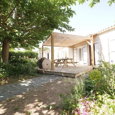 Prázdninový dům Maison Pour 10 Avec Jardin Pres De La *